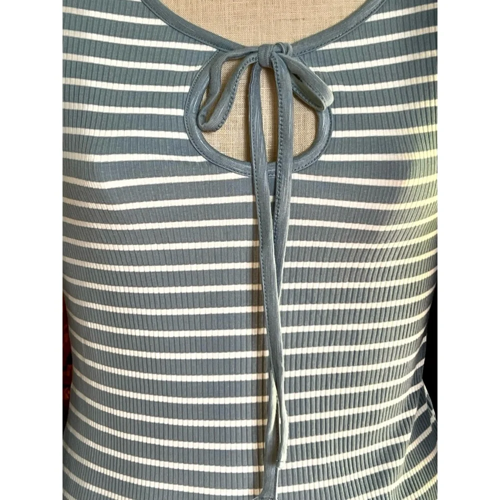 Anthropologie Puff Sleeve Tie Front Top M